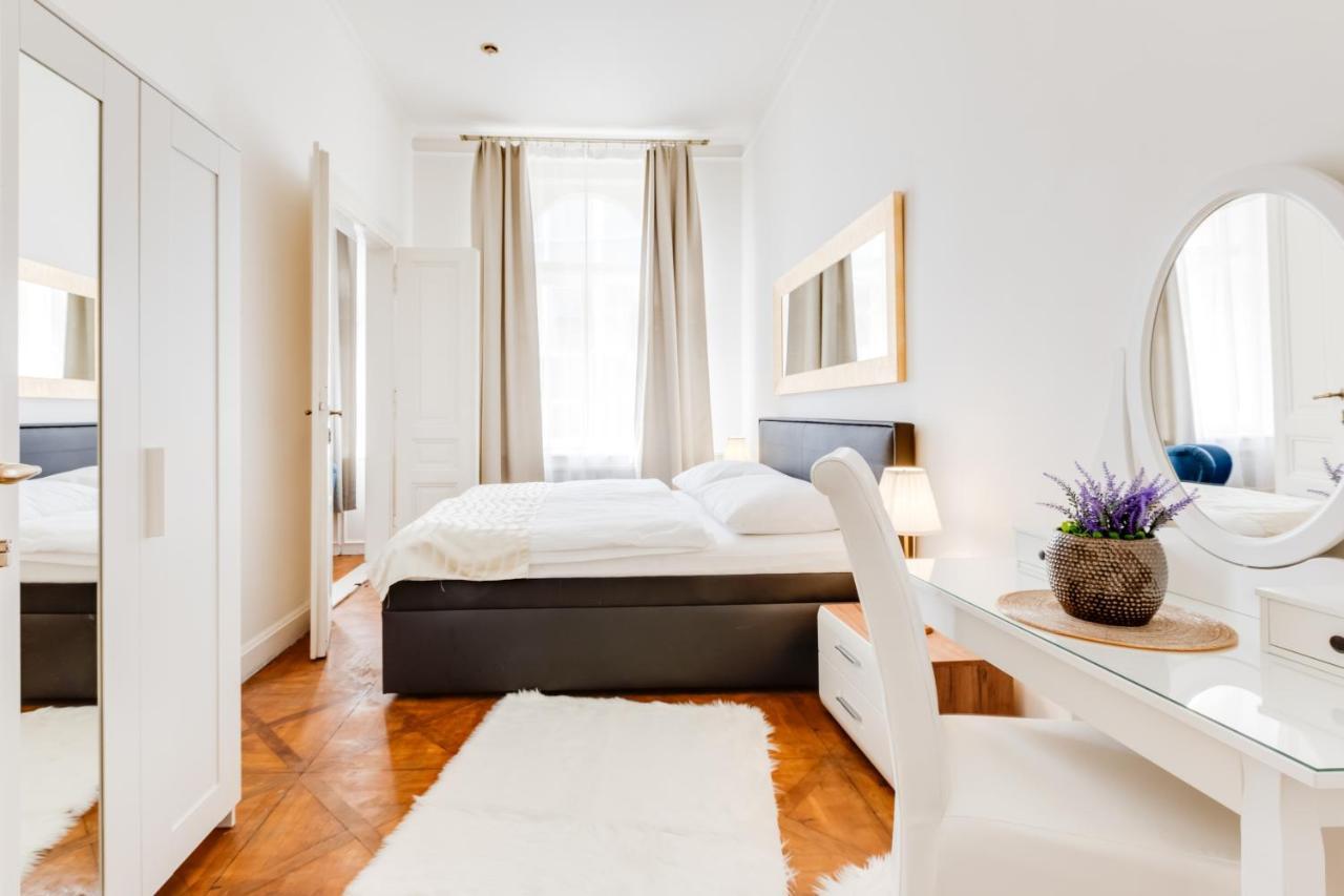 Wenceslass Square Royal Residence Apartments Prague Luaran gambar