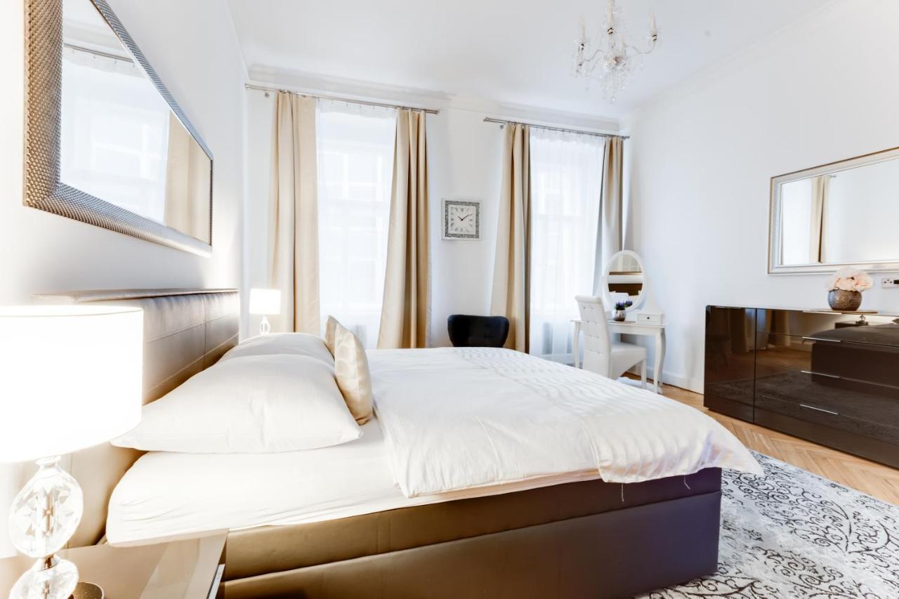 Wenceslass Square Royal Residence Apartments Prague Luaran gambar