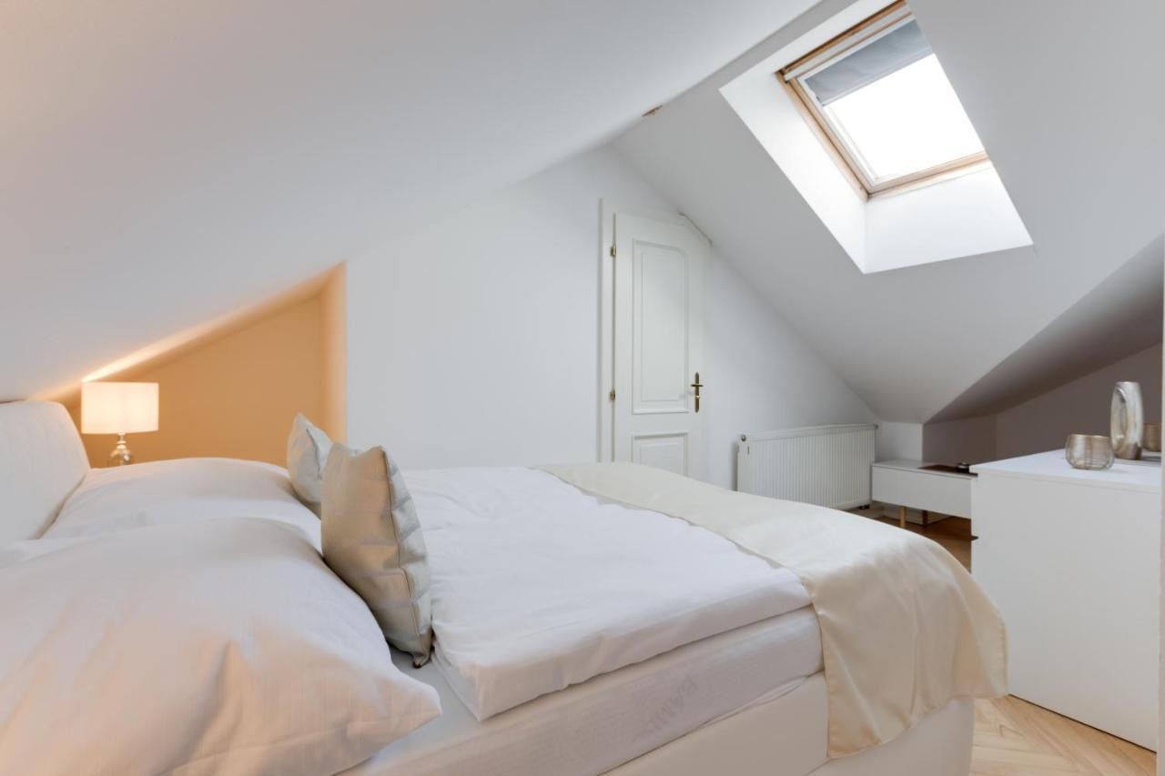 Wenceslass Square Royal Residence Apartments Prague Luaran gambar