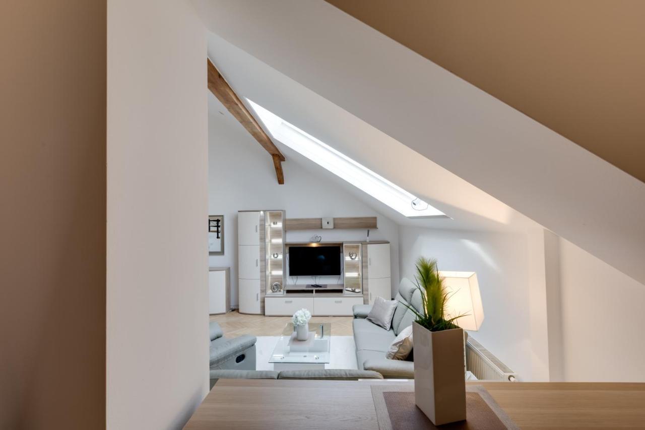 Wenceslass Square Royal Residence Apartments Prague Luaran gambar