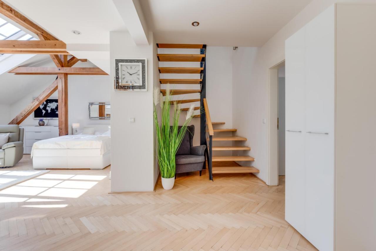 Wenceslass Square Royal Residence Apartments Prague Luaran gambar