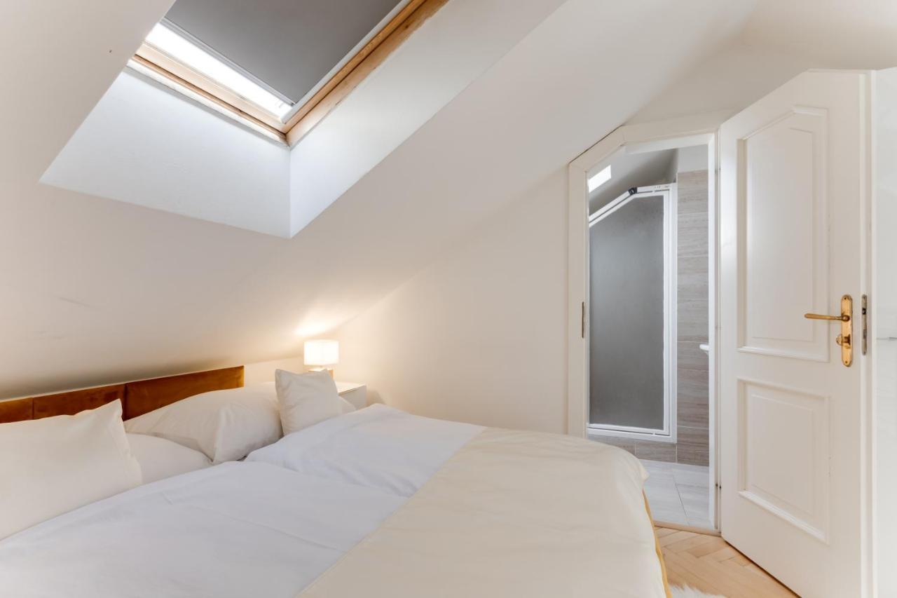 Wenceslass Square Royal Residence Apartments Prague Luaran gambar